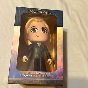Doctor Who limited edition twice upon a time 13th doctor titan